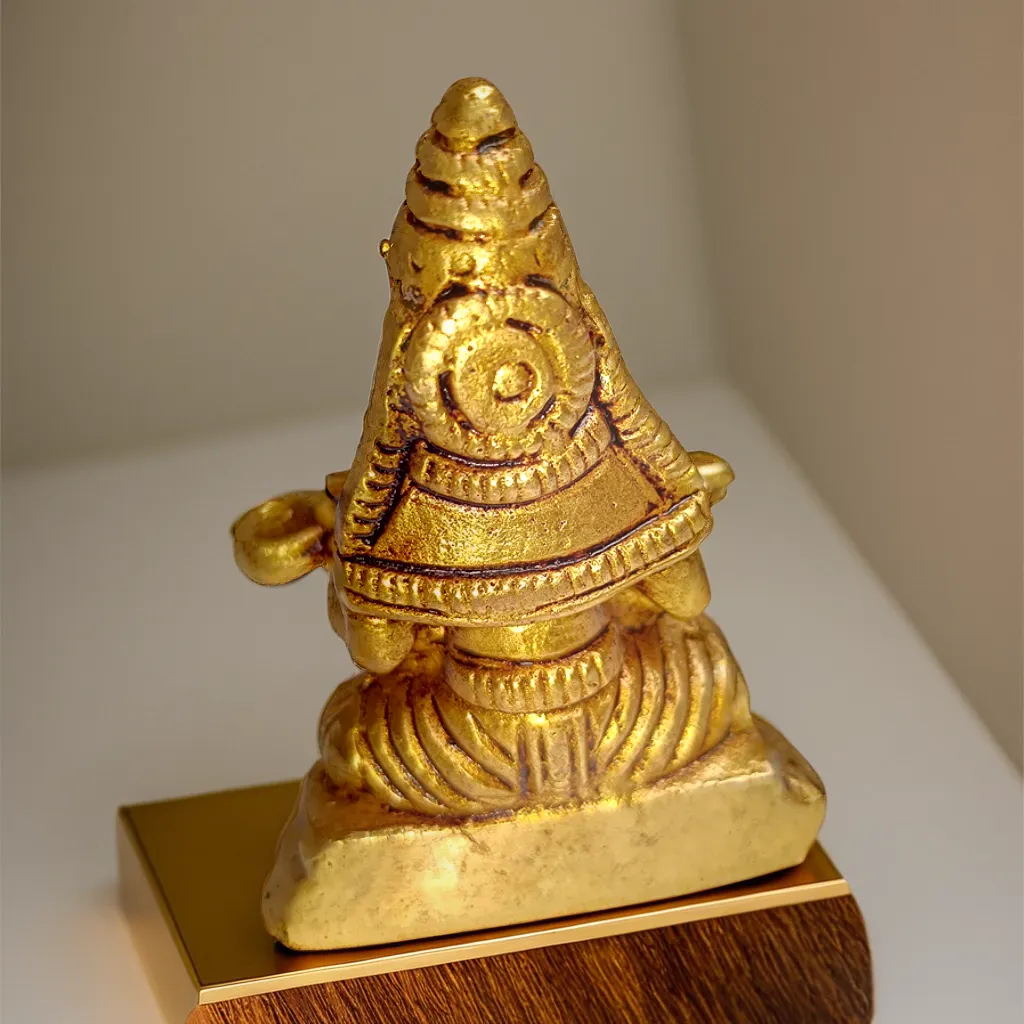 Maa Annapurna Golden Panchdhatu Murti | Goddess of Food | Blessing by Maa Annapurna & Baba Kashi Vishwanath in Kashi (8 X 8) Cm